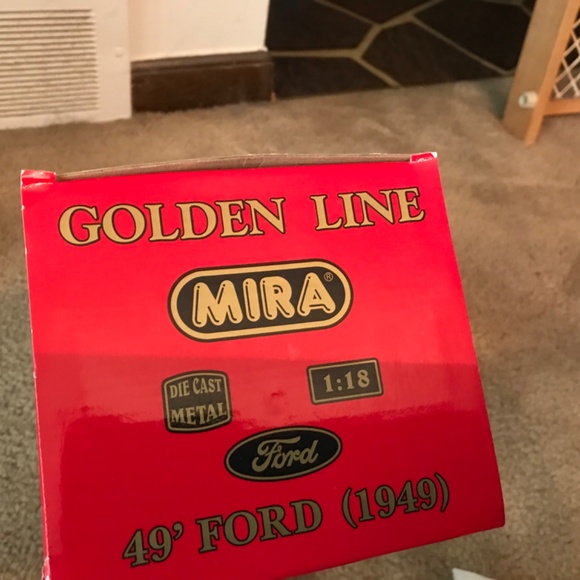 MIRA Golden Line 1:18 1949 Ford Die Cast NIB - Picture 6 of 7
